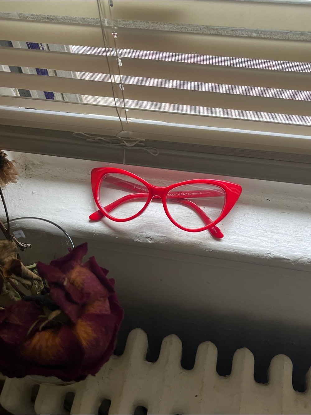 SuperCute Red Cat-Eye Personality Glasses 👓